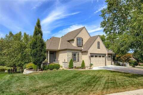 1608 SW Hedgewood Lane, Lees Summit, MO 64081
