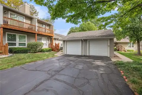 12782 W 108th Terrace W, Overland Park, KS 66210