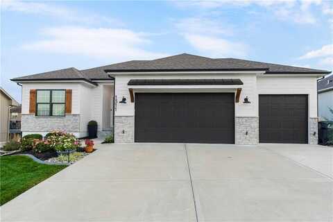 1311 NW Brentwood Drive, Grain Valley, MO 64014