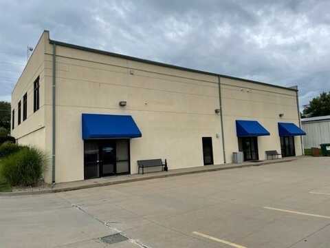 1807 F N Woodbine Road, Saint Joseph, MO 64506