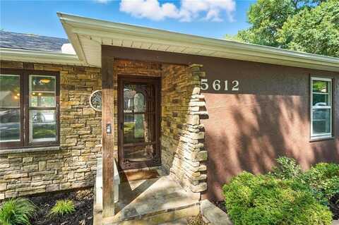 5612 N Amoret Avenue, Kansas City, MO 64151