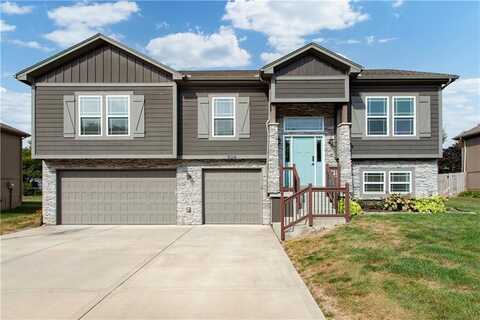 304 Blackjack Avenue, Lone Jack, MO 64070