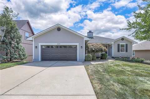 2045 SW British Drive, Lees Summit, MO 64081