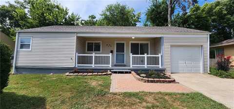 8134 Walmer Lane, Overland Park, KS 66204
