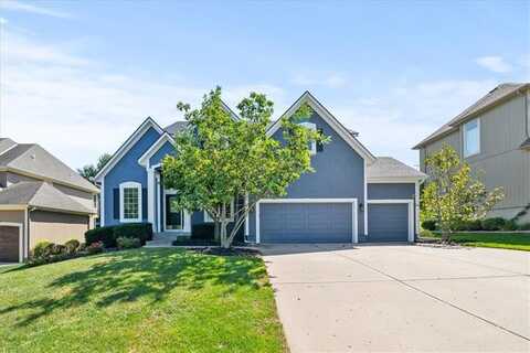 5405 W 163rd Court, Overland Park, KS 66085