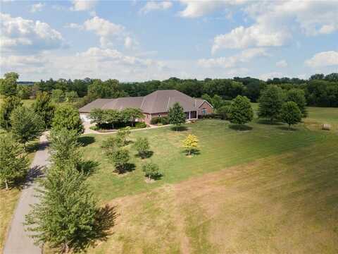 15600 NE 124th Street, Kearney, MO 64060