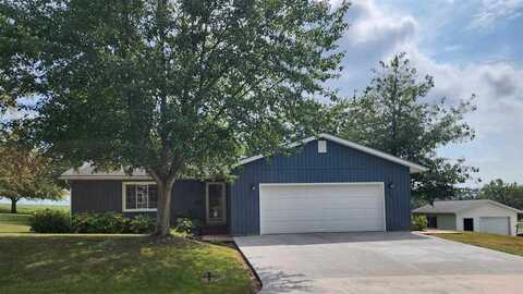 403 W 4th Street, Wayland, IA 52654