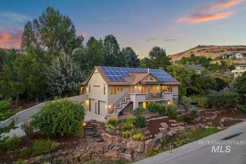 2064 S Stone Ridge Way, Boise, ID 83712