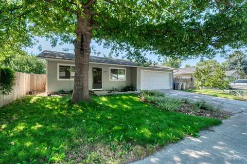 1365 E Rayburn Ct, Boise, ID 83706