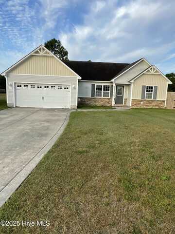 114 Rosemary Avenue, Hubert, NC 28539