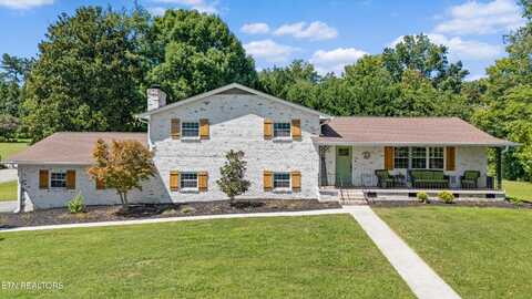 8721 Rushmore Drive, Knoxville, TN 37923