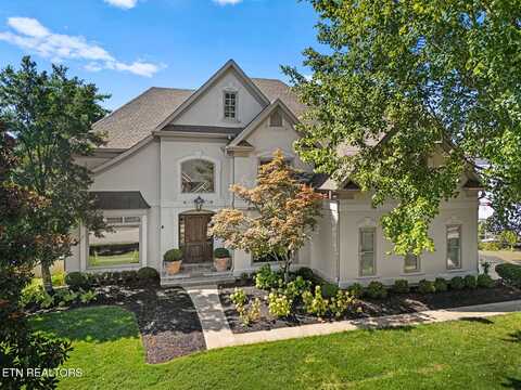9011 Legends Lake Lane, Knoxville, TN 37922