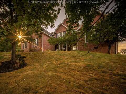 1028 Crestmont Road, Hurricane, WV 25526