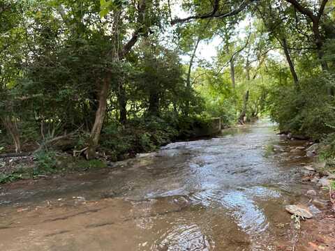 2552 Lakeview Drive, Morristown, TN 37814