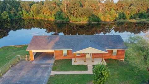 801 County Road 121, Carthage, TX 75633