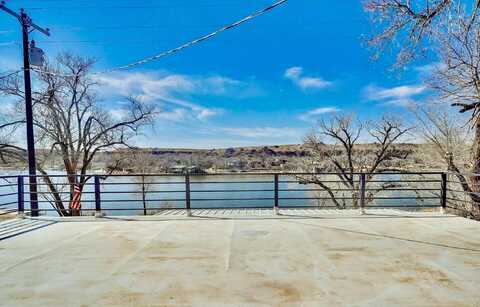 69 Pony Express Trail, Lubbock, TX 79404