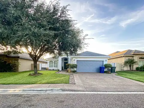 2064 Lima Lp, Laredo, TX 78045