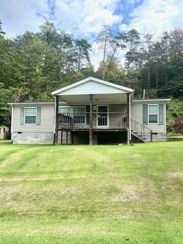 121 John Bays Branch Rd., Auxier, KY 41602