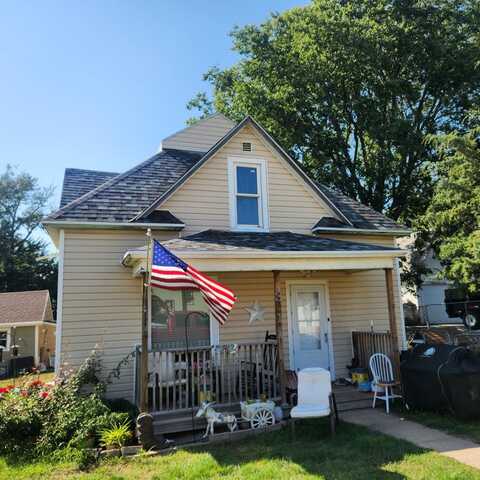 301 Windsor St, Volin, SD 57072