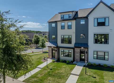 3466 ROWCROSS ST, Crozet, VA 22932