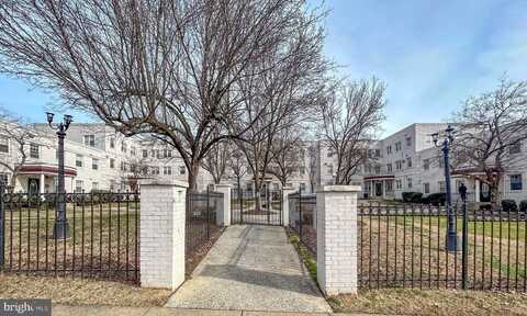 3876 9TH ST SE #302, WASHINGTON, DC 20032