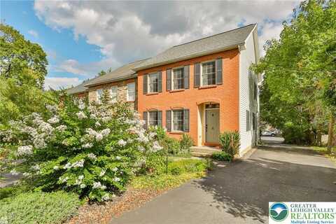 106 Garden Court, Emmaus Boro, PA 18049