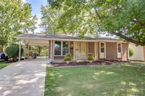 1815 Flordawn Drive, Florissant, MO 63031