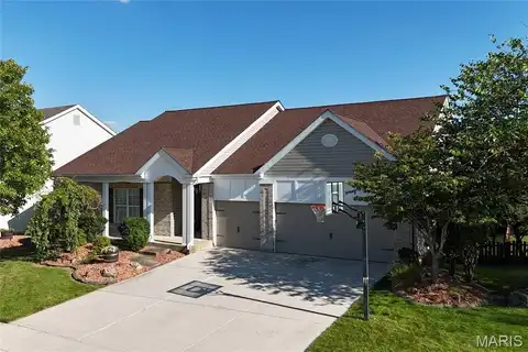 6 Wolverton Court, Saint Charles, MO 63301