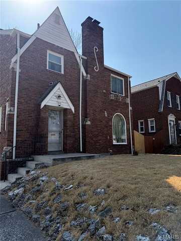 7330 Ahern Avenue, University City, MO 63130
