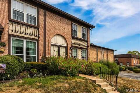 11825 Villa Dorado Drive, Unincorporated, MO 63146