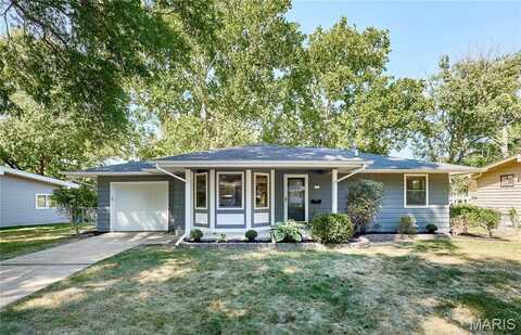 919 Nana Lane, Des Peres, MO 63131