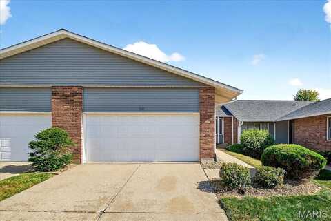 502 King Drive, Saint Charles, MO 63303