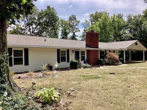 9448 Parklind Drive, Sunset Hills, MO 63126