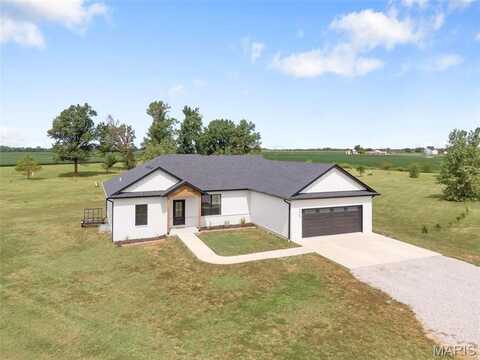 23365 N Lark Song Lane, Sturgeon, MO 65284