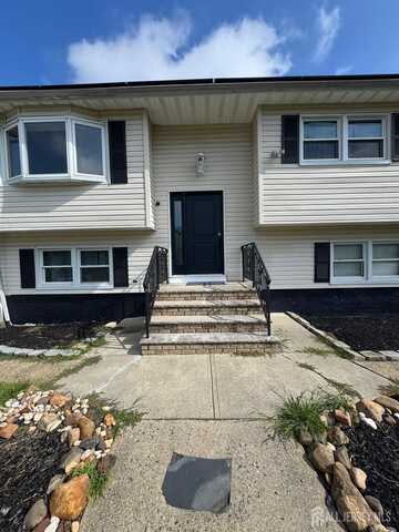 670 Franklin Drive, Perth Amboy, NJ 08861