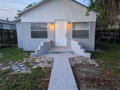 2132 Mckinley St, Hollywood, FL 33020