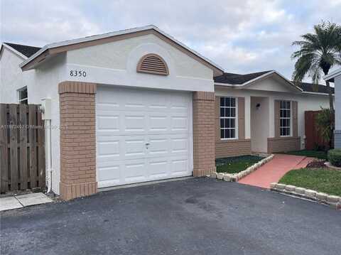 8350 NW 193rd Ln, Miami, FL 33015
