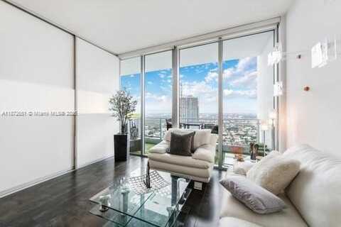 92 SW 3rd St, Miami, FL 33130