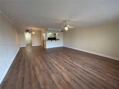 11855 NE 19th Dr, North Miami, FL 33181