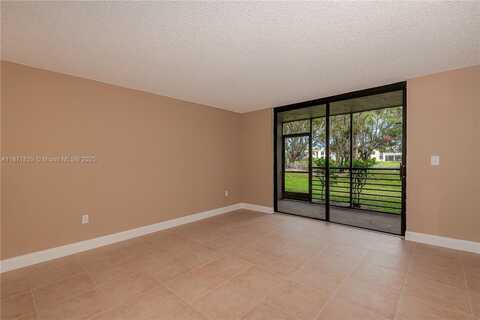 901 Colony Point Cir, Pembroke Pines, FL 33026