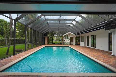 6230 SW 112th St, Pinecrest, FL 33156