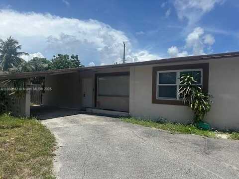 801 NE 50th Ct, Deerfield Beach, FL 33064