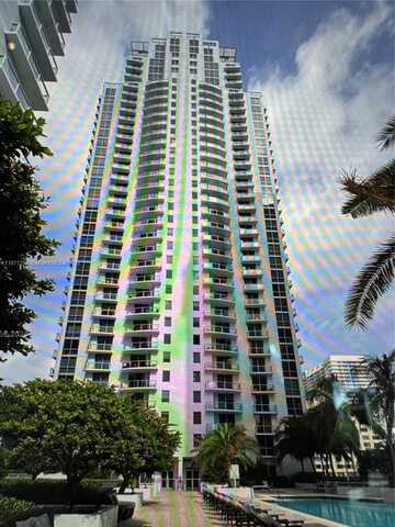 1050 Brickell Ave, Miami, FL 33131