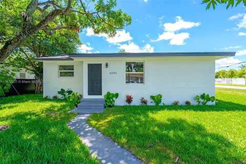 4390 NW 171st St, Miami Gardens, FL 33055