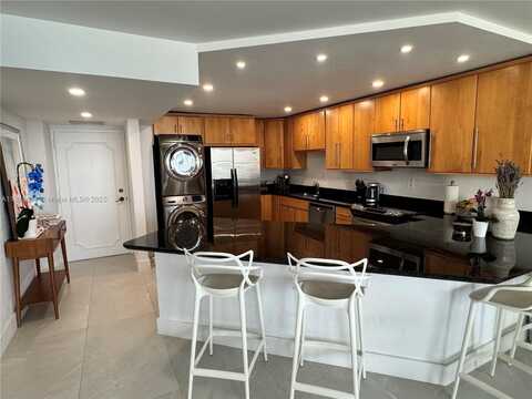 1865 Brickell Ave, Miami, FL 33129
