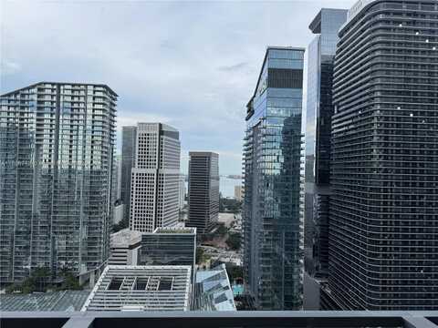 88 SW 7th St, Miami, FL 33130