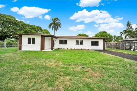 6740 SW 135th Ave, Miami, FL 33183