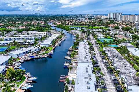 2500 Parkview Dr, Hallandale Beach, FL 33009