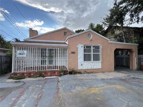 1560 NW 25th Ave, Miami, FL 33125