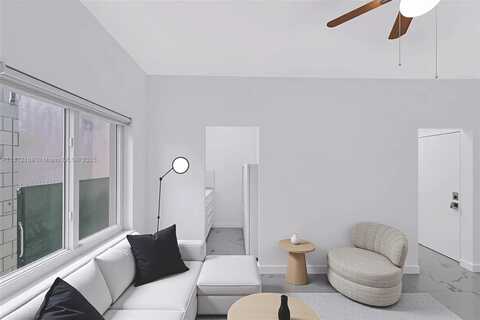 215 30th Street, Miami Beach, FL 33140